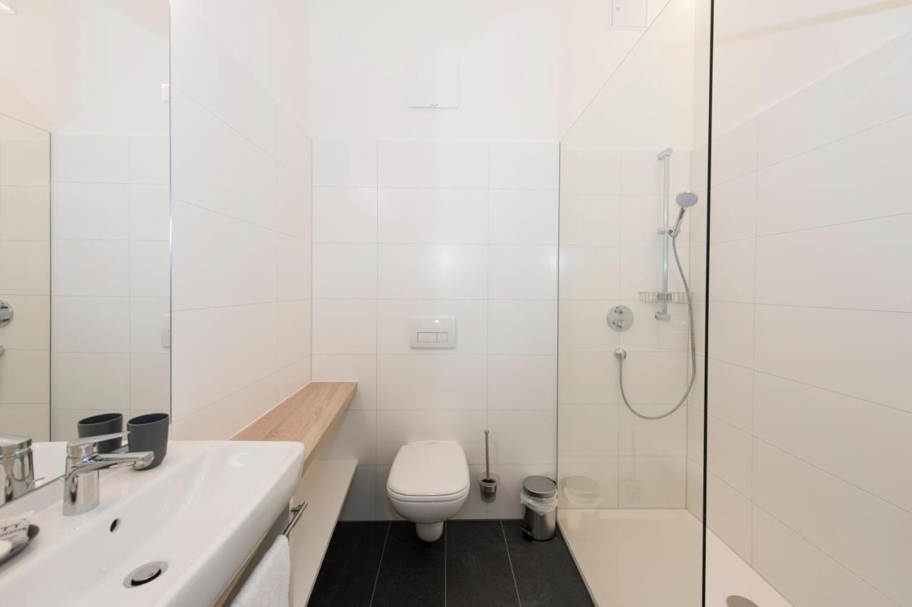 Tt-Rooms - Kontaktlos Mit Self Check-In I Free Parking กราซ ภายนอก รูปภาพ