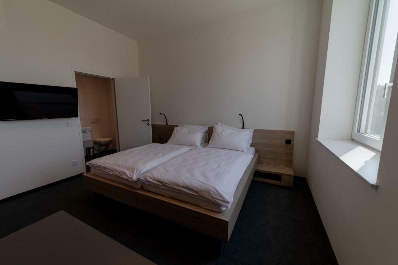 Tt-Rooms - Kontaktlos Mit Self Check-In I Free Parking กราซ ภายนอก รูปภาพ